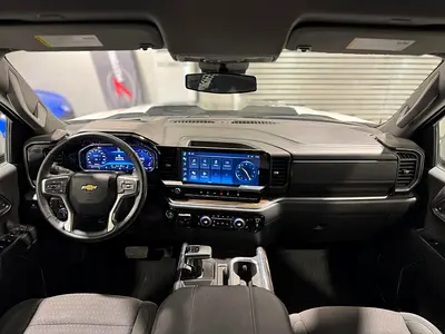 2024 Chevrolet SILVERADO 1500 thumbnail 9