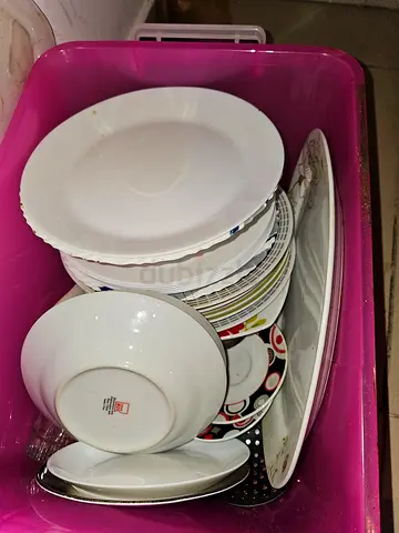Set of mixed ceramic plates and bowls - used, good condition for free, absolutely free 1st come