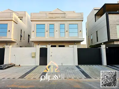 فرصة استثنائية لامتلاك فيلا راقية بموقع مميز وإطلالة مباشرة على الحديقة مع المياه والكهرباء المكيفيات وروسم التسجيل