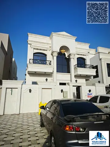 للبيع بالحليو 2  مباشرة علي الشارع الرئيسي