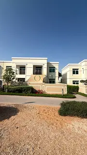 3BR +MAID | EXCELLENT UNIT | SINGLE ROW | CORNER PLOT