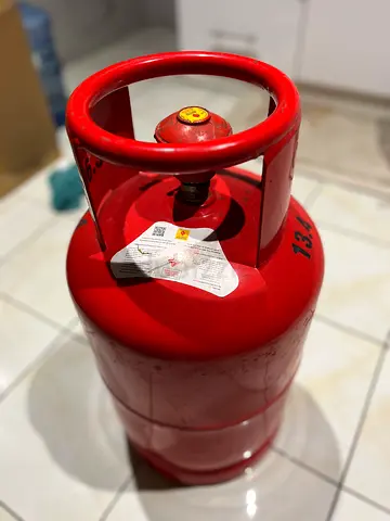 Gas cylinder