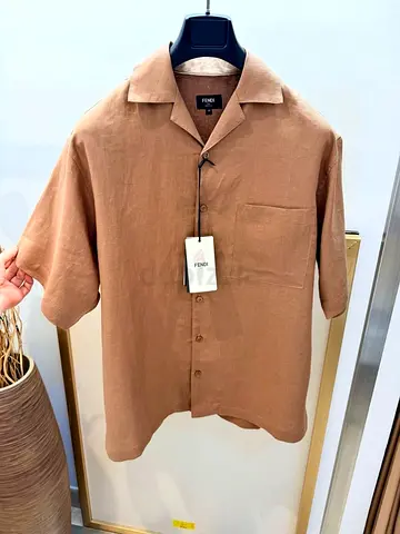 FENDI SET SUPER MASTER 
S to XL
Brown short-sleeve linen blend shirt/shorts