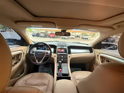 2015 FORD TAURUS 照片 10