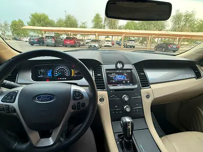 2015 FORD TAURUS 照片 8