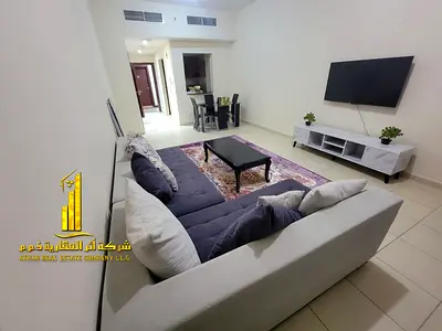 للإيجار الشهري بعجمان – شقه غرفه وصاله مع بلكونه بأطلاله مفتوحه مفروشه بالكامل فرش راقي بمطبخ مجهز بالكامل بأحدث الأجهزه وحديقه وباركينج خاص مجانا