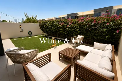 2M Layout | Greenbelt backing | Modern