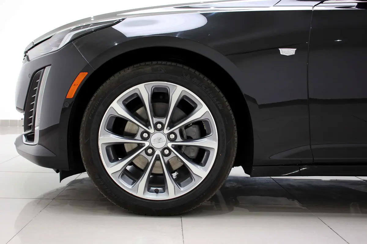 Cadillac CT5 2024