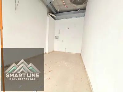 Good location big space shop only 20000 near family park