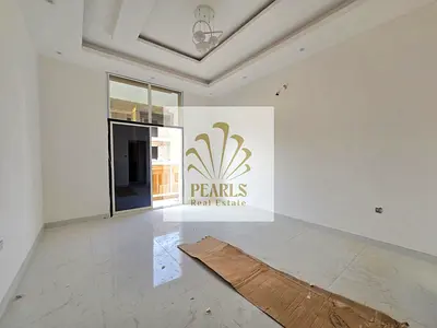 فيلا للإيجار السنوي في الزاهية  5 غرف ومجلس وصالة  ارضي واول وروف  السعر 85 الف نهائي على 4 دفعات