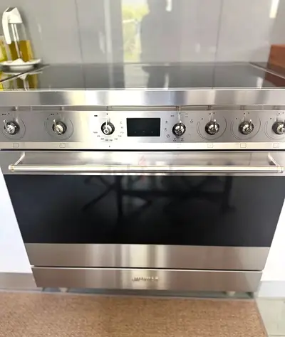 SMEG induction cooker 5 burner 90 cm