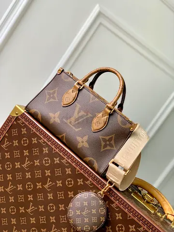 Louis vuitton esay west bag
