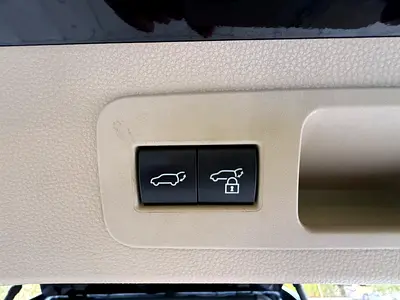 صورة 9 لـ 2023 Toyota LAND CRUISER
