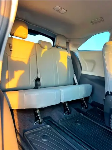 صورة 12 لـ 2021 Toyota SIENNA