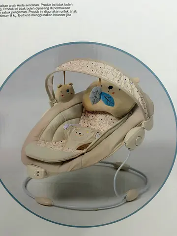 Baby electric rocker/soothing swing in beige — brand new
