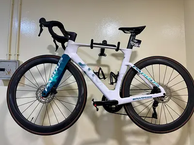 Pardus Spark Sport 105 Full Carbon + Carbon Wheels + Cleats – Like New