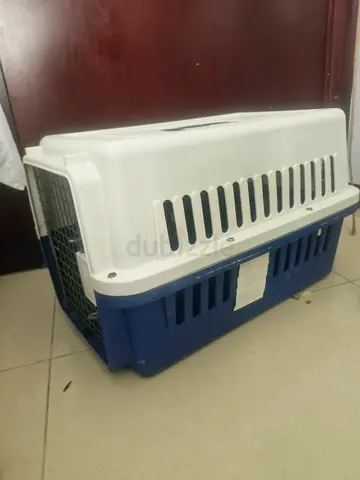 Plastic Pet Carrier Crate - Medium, Blue & White