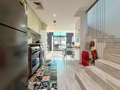 Duplex / Vacant On Transfer / Fully Renovated