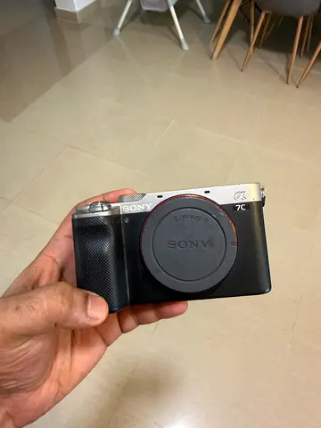 Sony A7C