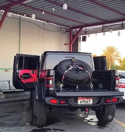 صورة 4 لـ 2021 JEEP GLADIATOR