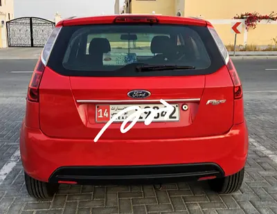 2012 FORD FIGO 照片 3
