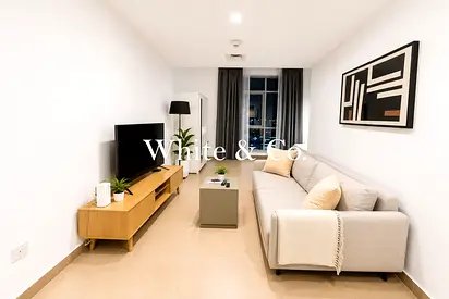 Hamilton Tower | Upgraded |Prime location