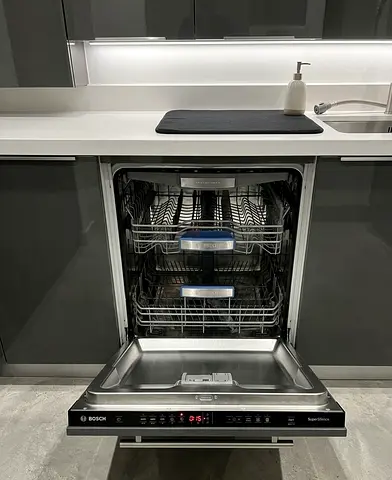 Bosch Built-In Dishwasher – Premium German Quality