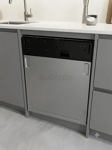 SMEG Built in fully integrated dishwasher Exellent Condition