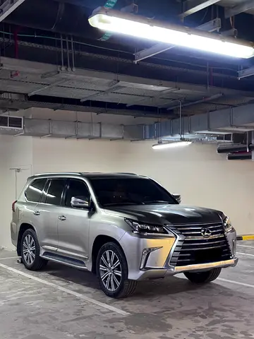 Lexus LX 570 Signature 2017 GCC Specs