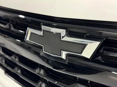 2024 Chevrolet SILVERADO 1500 thumbnail 17