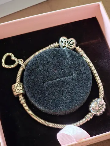 Pandora Silver Family Tree Bracelet with Charms