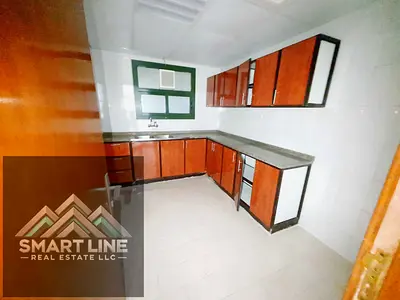 2BHK apartment//with Big Balcony and 2 Full Washroom// Master Bedroom//in 38k,, Close To King Faisal Road