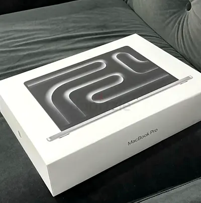 Apple MacBook Pro 16inch " / M5 Pro /  24GB RAM /  1TB SSD