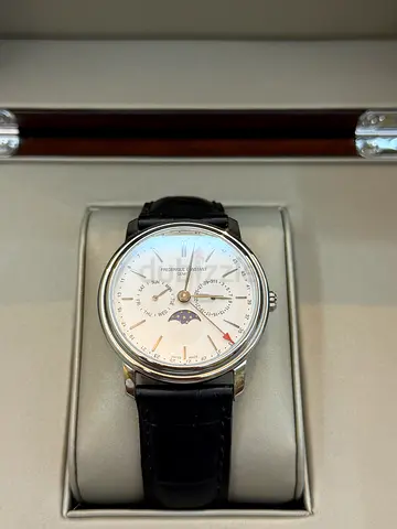 FRÉDÉRIQUE CONSTANT Watch