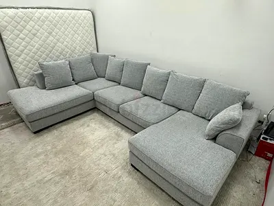 Almost like new condition the one brand Kingston Ushape sofa