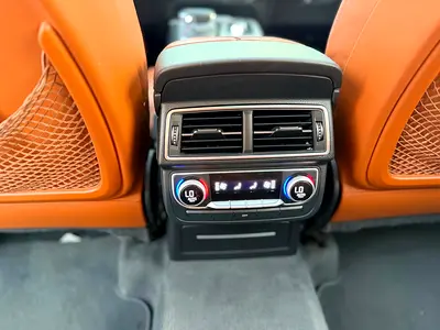 2016 AUDI Q7 thumbnail 18