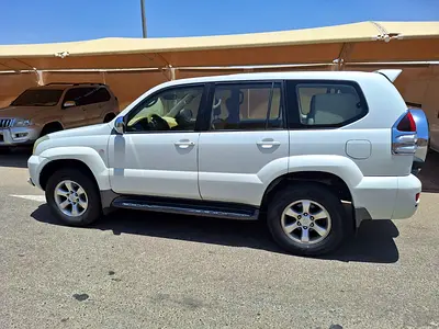 2003 Toyota PRADO photo 4