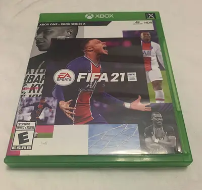 FIFA 21 (Xbox One / Series X|S) - Disc with Case