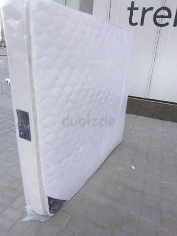 180x200cm King size pillow top mattress.  All times delivery available