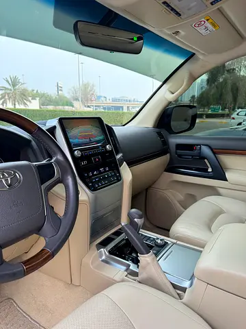 2017 Toyota LAND CRUISER 照片 3
