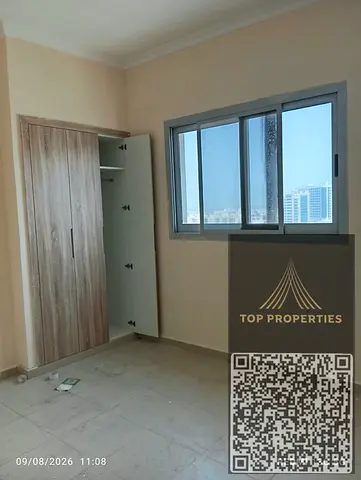 One-bedroom apartment with a living room for rent in a prime location.