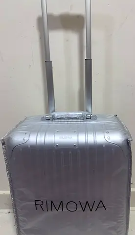 Rimova silver aluminum cabin size
