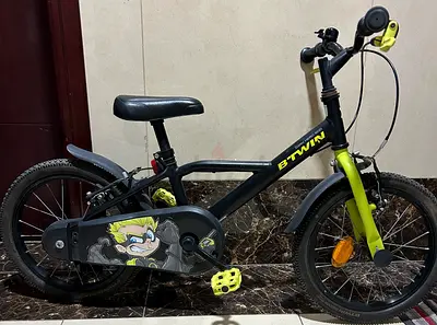 B'Twin Dark Hero 500 16-inch kids' bike