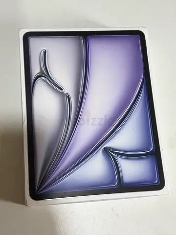 iPad Air M4 13inch sealed 128 Cellular TDRA
