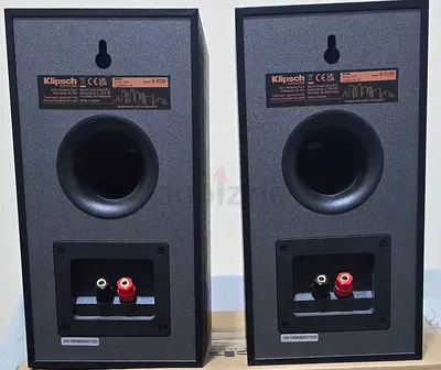 Klipsch R-41M Powerful Bookshelf Speakers