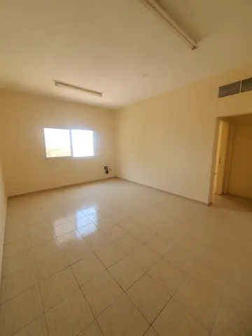 📢 **For Annual Rent – Al Majaz 3** 🏡 **1 Bedroom + Hall** in a prime location **opposite Safiya