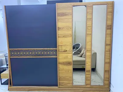 cabinet sliding door very good condition
