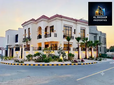 Classic corner villa in Al Yasmin, behind the garden | Two floors | Private pool | 5 master bedroom