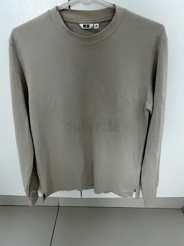 Uniqlo long sleeve crew neck
