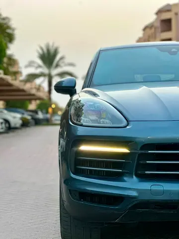 2019 Porsche CAYENNE — фото 8